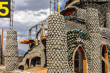 15 Unique and Incredible Cities 15 Unique and Incredible Cities