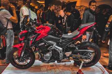 Top 10 Most Coolest Street Standard Bikes Worth Seeing/Best Modern Street Bikes You Can Buy Today Top 10 Most Coolest Street Standard Bikes Worth Seeing/Best Modern Street Bikes You Can Buy Today