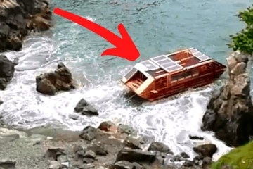 This Mysterious Boat Washed Up On Ireland’s Coast, & There Wasn’t A Single Trace Of Any Crew This Mysterious Boat Washed Up On Ireland’s Coast, & There Wasn’t A Single Trace Of Any Crew