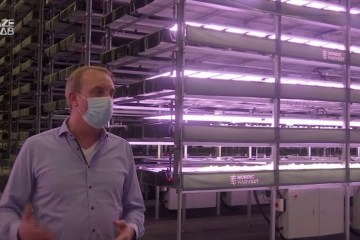 This Vertical Farm is Europe’s Biggest and could be the Future of Farming This Vertical Farm is Europe’s Biggest and could be the Future of Farming