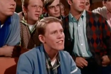 Happy Days  – SE1 – Ep9 – Breaking Up Is Hard to Do Happy Days  – SE1 – Ep9 – Breaking Up Is Hard to Do