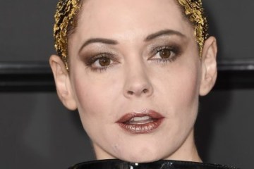 Why Hollywood won’t Cast Rose McGowan Anymore Why Hollywood won’t Cast Rose McGowan Anymore