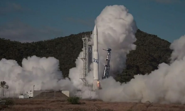 Setelah 54 tahun menunggu, upaya pertama Australia di roket orbital jatuh 14 detik setelah lepas landas Setelah 54 tahun menunggu, upaya pertama Australia di roket orbital jatuh 14 detik setelah lepas landas