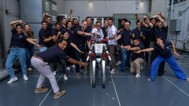 Robot humanoid 'Transformer' baru dapat meluncurkan drone yang bisa berubah bentuk — saksikan aksinya Robot humanoid 'Transformer' baru dapat meluncurkan drone yang bisa berubah bentuk — saksikan aksinya