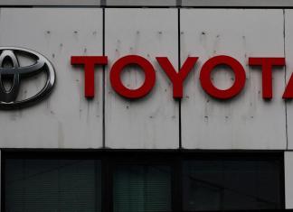 Toyota’s still trying to make hydrogen fuel cells happen