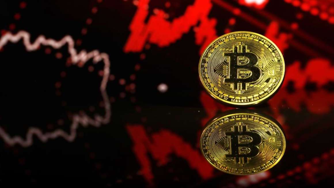 should you invest in bitcoin should you invest in bitcoin