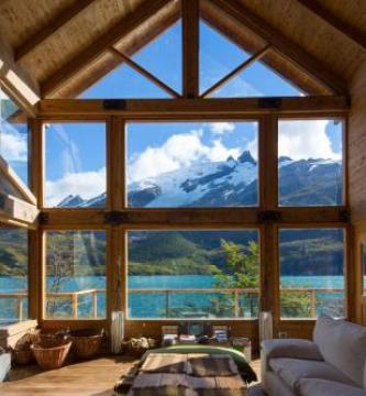 Aguas Arriba Lodge – Alojamiento en El Chaltén Aguas Arriba Lodge – Alojamiento en El Chaltén