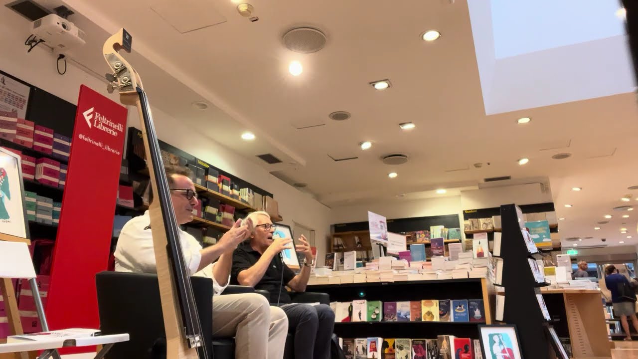 Presentazione “Scritti dal Basso” di Pierpaolo Martino, La Feltrinelli, Bari 9/07/2025 Presentazione “Scritti dal Basso” di Pierpaolo Martino, La Feltrinelli, Bari 9/07/2025