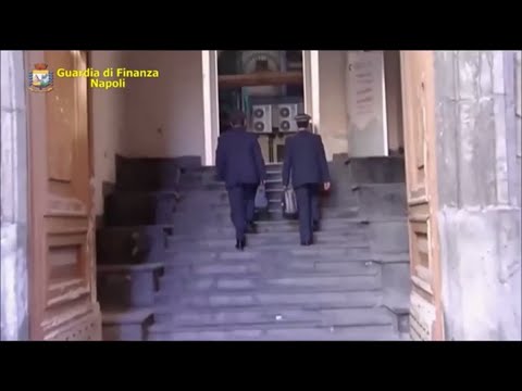 Millantavano fondi UE: scoperta maxi truffa nel napoletano, sei arresti Millantavano fondi UE: scoperta maxi truffa nel napoletano, sei arresti