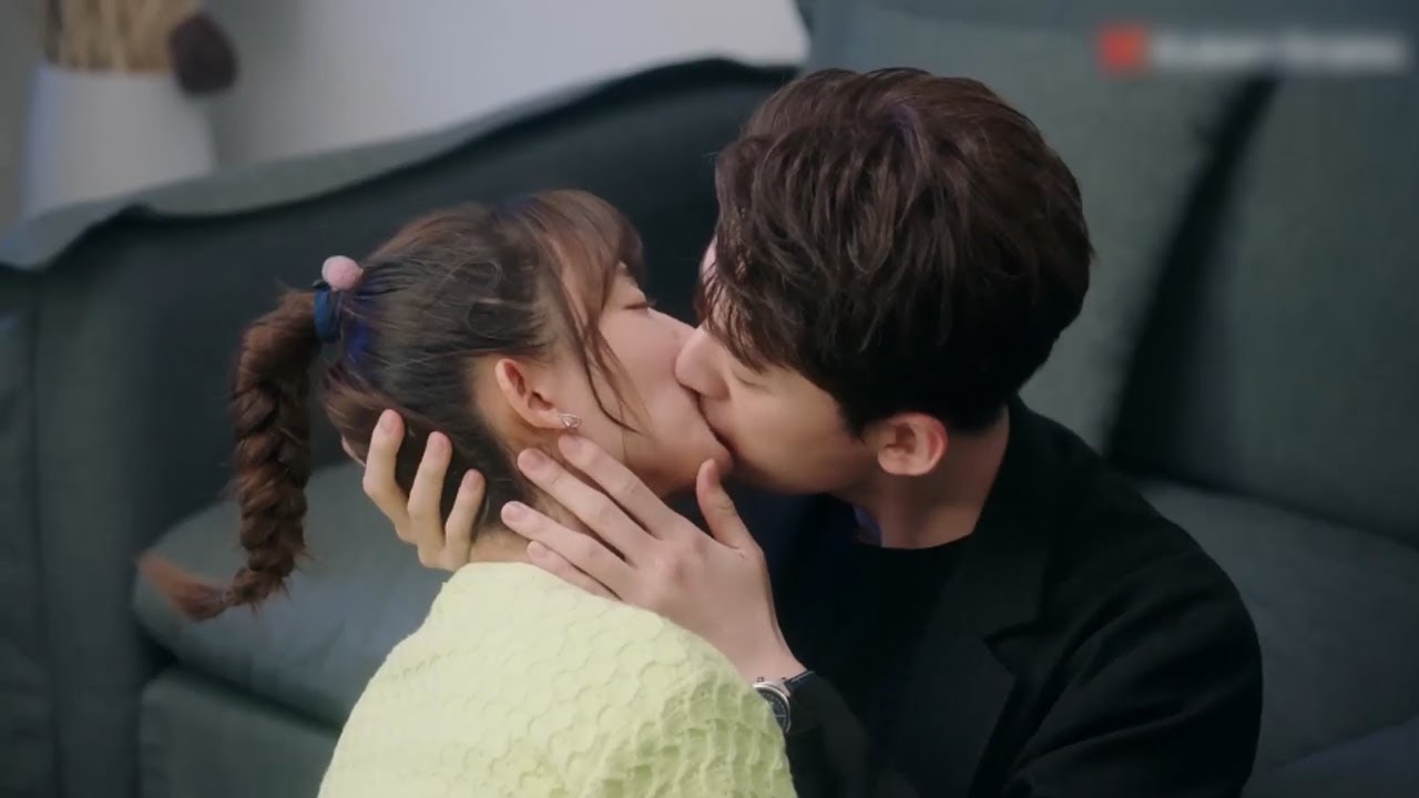 醉酒的总裁直接抱着女孩疯狂拥吻,忍不住缠绵了一夜!💖 中国电视剧 – #finsubito #finsubitoagevolazioni 醉酒的总裁直接抱着女孩疯狂拥吻,忍不住缠绵了一夜!💖 中国电视剧 – #finsubito #finsubitoagevolazioni