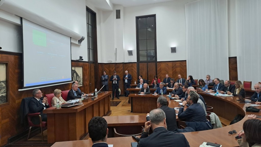 Tavolo TLC: nuovi incentivi in arrivo Tavolo TLC: nuovi incentivi in arrivo