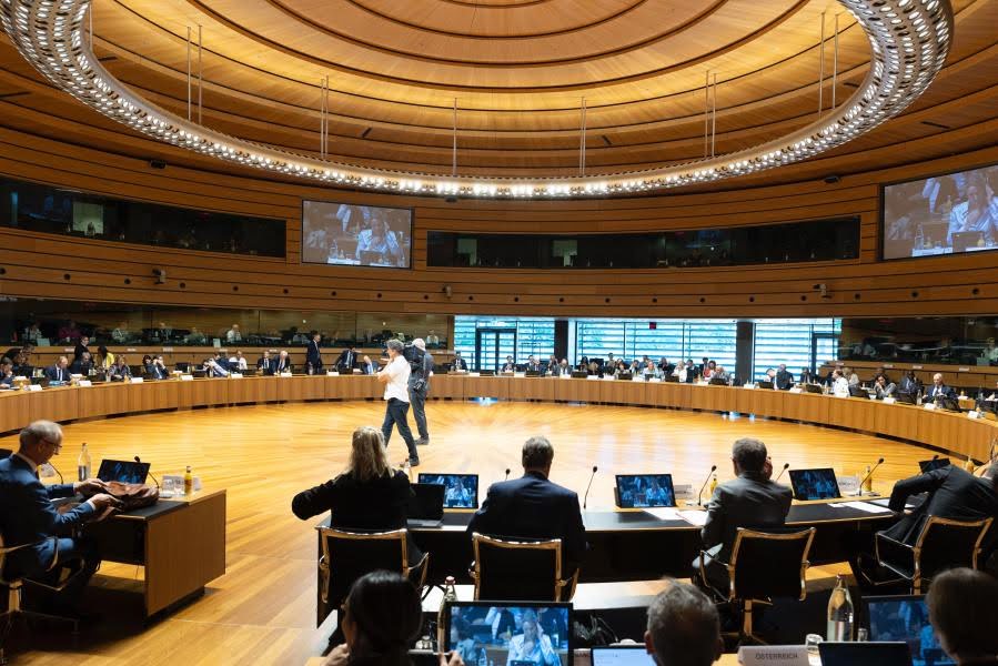 BEI: 100 mld di finanziamenti per rafforzare Difesa, Energia e Tecnologia UE BEI: 100 mld di finanziamenti per rafforzare Difesa, Energia e Tecnologia UE