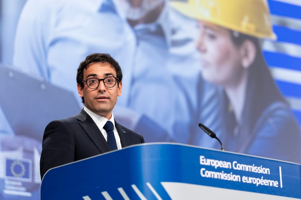 IV Pacchetto Omnibus: in arrivo 400 milioni di risparmio per le imprese IV Pacchetto Omnibus: in arrivo 400 milioni di risparmio per le imprese