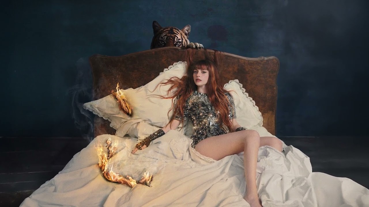 Annalisa – Esibizionista (Official Visual Video) Annalisa – Esibizionista (Official Visual Video)