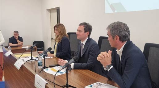 L’assessore Varì: 40 milioni di euro per sostenere il tessuto produttivo L’assessore Varì: 40 milioni di euro per sostenere il tessuto produttivo