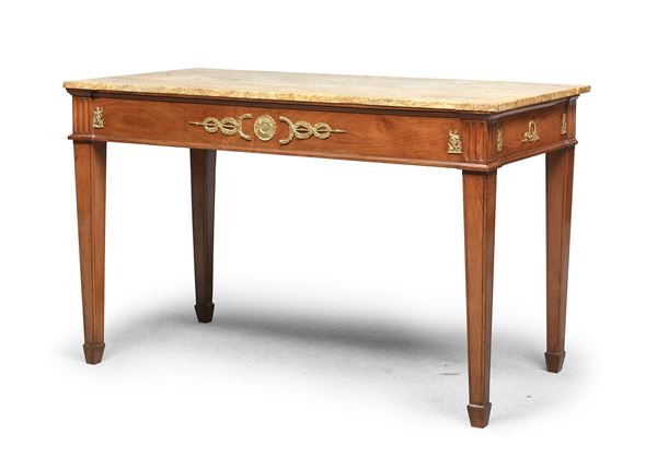 CONSOLE IN LEGNO DI PERO, FRANCIA INIZI XIX SECOLO – Asta ASTA 290 – ASTA DI ARTE ANTICA E PREZIOSI CONSOLE IN LEGNO DI PERO, FRANCIA INIZI XIX SECOLO – Asta ASTA 290 – ASTA DI ARTE ANTICA E PREZIOSI