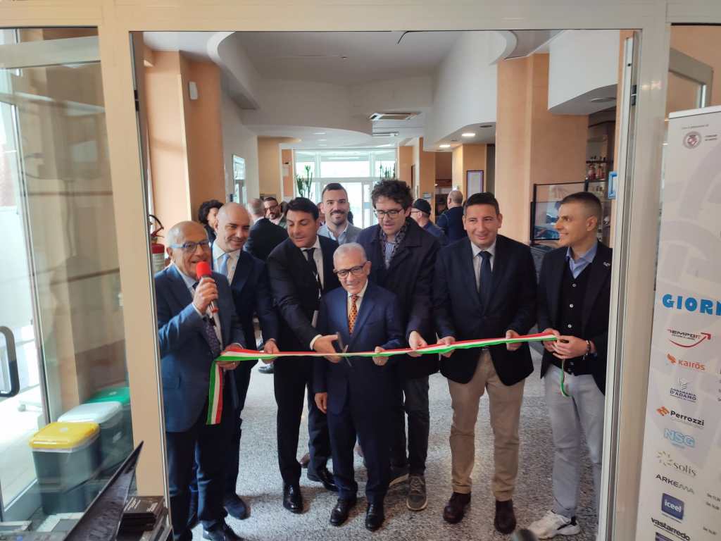 Aziende di Vasto, Termoli e Val di Sangro in fiera: «Una rete contro la crisi. Investimenti pubblici siano mirati» Aziende di Vasto, Termoli e Val di Sangro in fiera: «Una rete contro la crisi. Investimenti pubblici siano mirati»