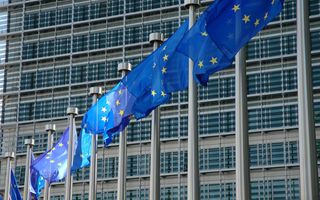 Commissione Ue: “Un mercato unico più semplice per far scegliere l’Europa alle imprese” Commissione Ue: “Un mercato unico più semplice per far scegliere l’Europa alle imprese”