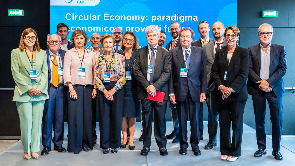 Circular Economy Lab: Fondazione Cariplo e Intesa Sanpaolo rinnovano la partnership per l’economia circolare Circular Economy Lab: Fondazione Cariplo e Intesa Sanpaolo rinnovano la partnership per l’economia circolare
