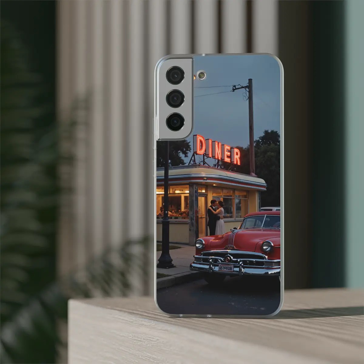 Retro Love Scene Flexi Phone Case Retro Love Scene Flexi Phone Case