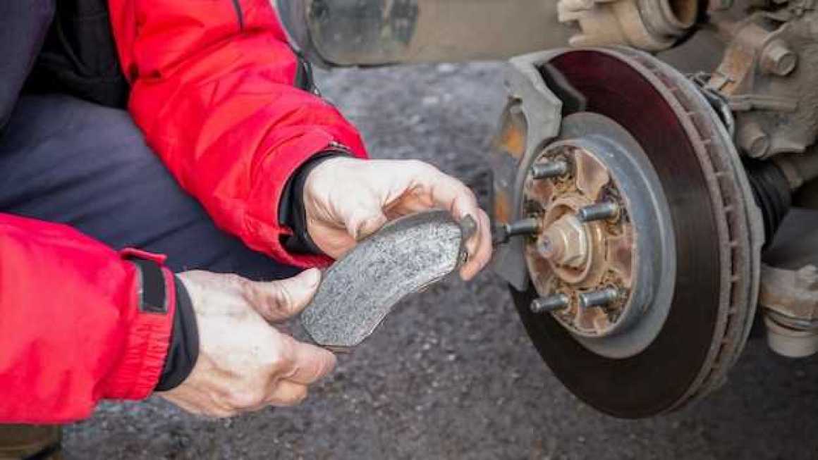 What to do in case of brake failure What to do in case of brake failure
