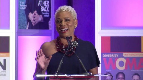 Rolonda Watts Delivers Speech on Leadership Before the Diversity Women in Business Conference 2018 Rolonda Watts Delivers Speech on Leadership Before the Diversity Women in Business Conference 2018