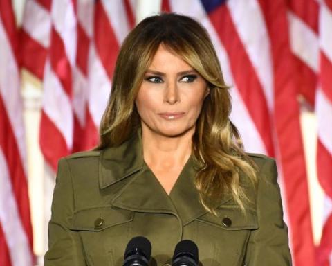 Melania Trump’tan Amerikan Halkına Uyarı: Dördüncü Değişiklik Haklarınız Tehlikede Melania Trump’tan Amerikan Halkına Uyarı: Dördüncü Değişiklik Haklarınız Tehlikede