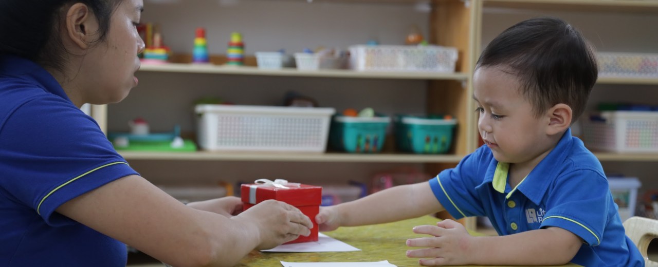 What is the language support program at little people? What is the language support program at little people?