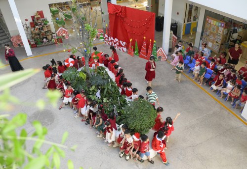 A joyful christmas festival at thu dau mot campus A joyful christmas festival at thu dau mot campus