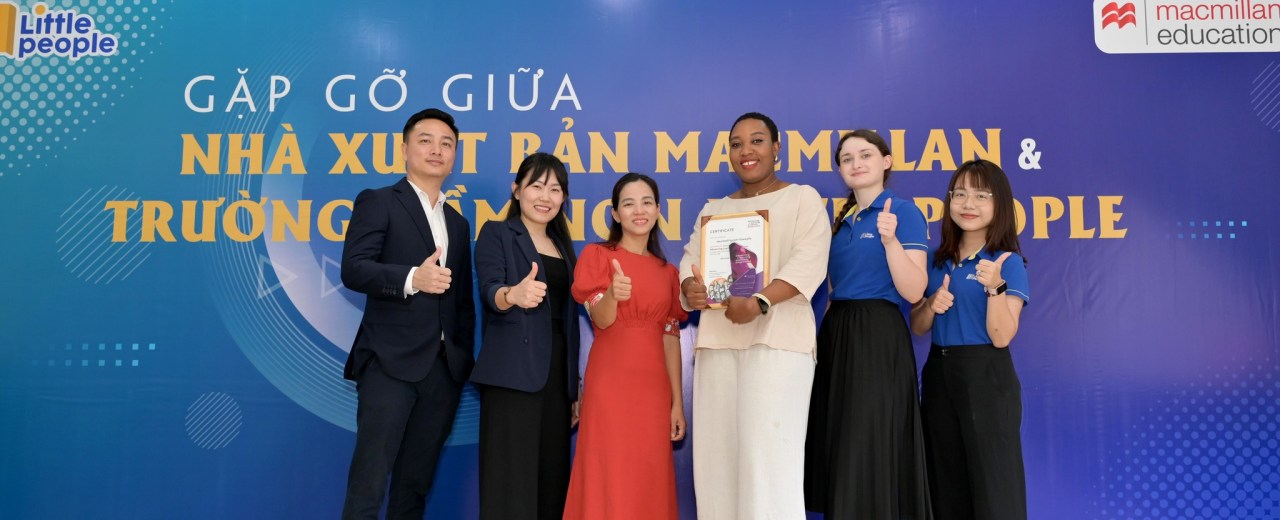 Đại diện Nhà Xuất bản MacMillan ghé thăm Little People: Khẳng định sự đồng hành chất lượng Đại diện Nhà Xuất bản MacMillan ghé thăm Little People: Khẳng định sự đồng hành chất lượng