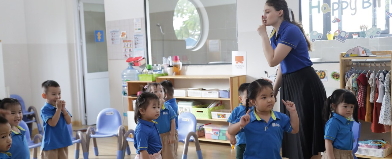 Nghe hiểu trước – nói sau Nghe hiểu trước – nói sau