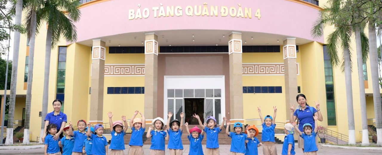 Learning history throung the eyes of the Army – Little 1 Learning history throung the eyes of the Army – Little 1