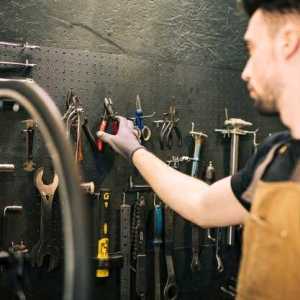 Cómo montar tu propio taller de motos Cómo montar tu propio taller de motos