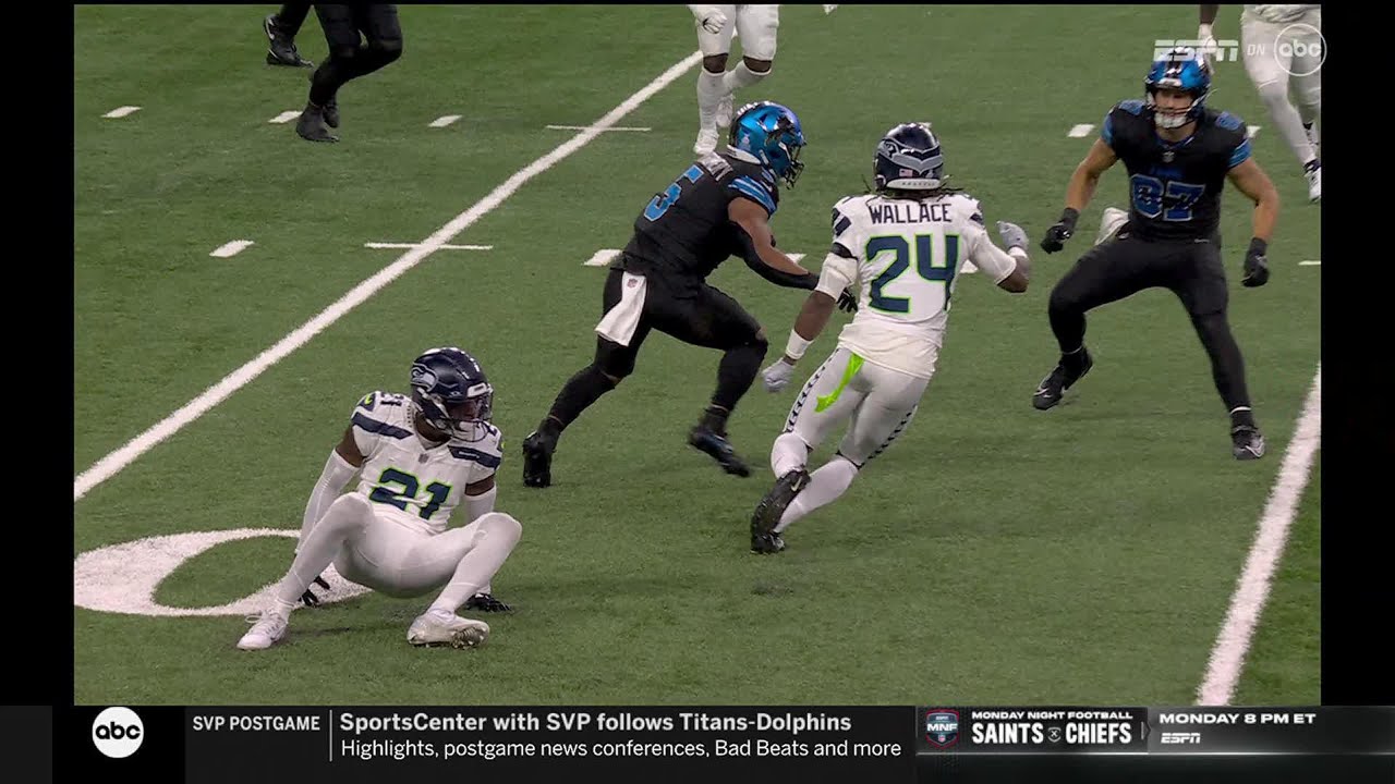 Montgomery is tackle-breaking machine on 40-yard pickup Montgomery is tackle-breaking machine on 40-yard pickup