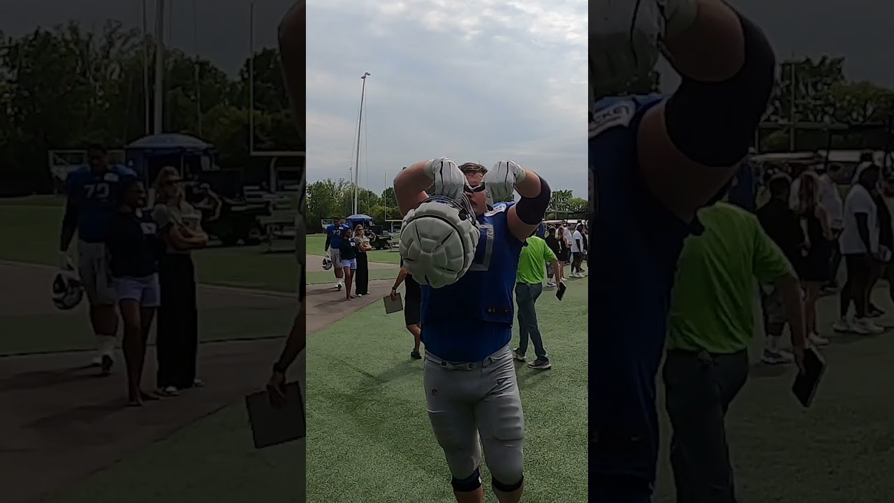 College football is back! | Detroit Lions #shorts College football is back! | Detroit Lions #shorts