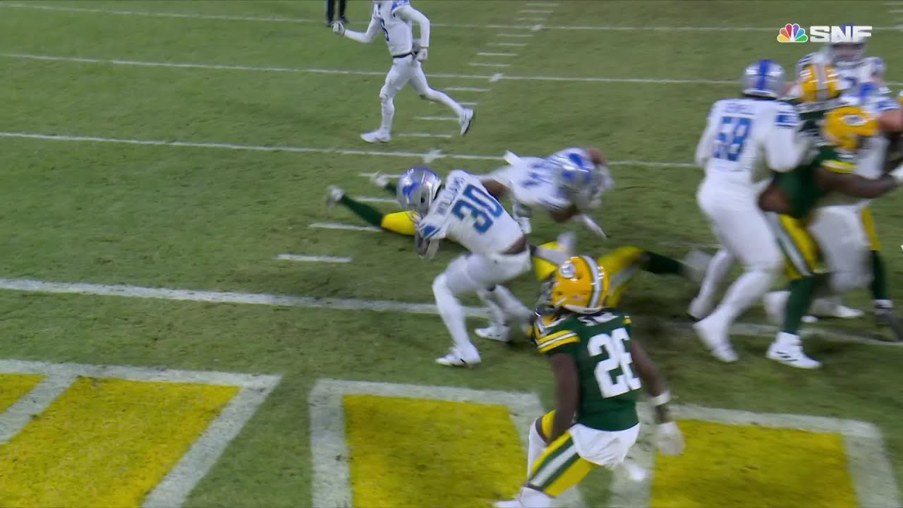 Jamaal Williams breaks a Barry Sanders record! Jamaal Williams breaks a Barry Sanders record!