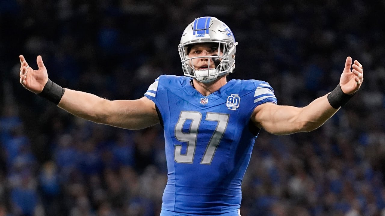 Aidan Hutchinson Top Plays of the 2023 Season Aidan Hutchinson Top Plays of the 2023 Season