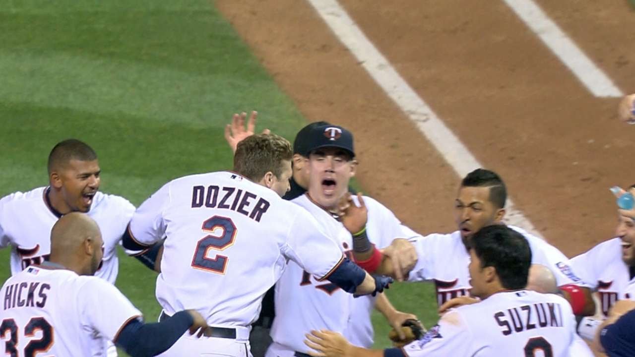 DET@MIN: Twins stun Tigers with seven-run comeback DET@MIN: Twins stun Tigers with seven-run comeback