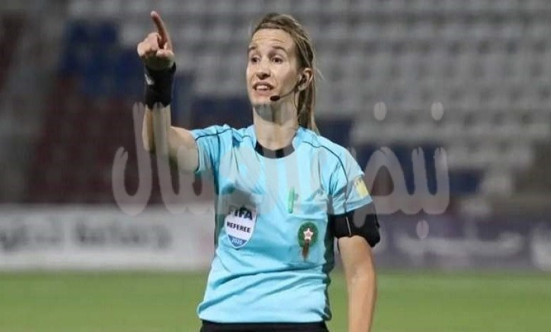 بشري كربوني أول إمرأة تدير مبارأة كحكم رئيسي بأمم أفريقيا بشري كربوني أول إمرأة تدير مبارأة كحكم رئيسي بأمم أفريقيا