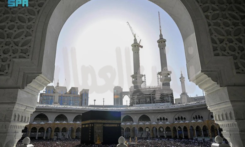 المنصات الرقمية بالحرمين الشريفين تنجح في إيصال خطبة الجمعة في المسجد الحرام مترجمة بـ 14 لغةً المنصات الرقمية بالحرمين الشريفين تنجح في إيصال خطبة الجمعة في المسجد الحرام مترجمة بـ 14 لغةً