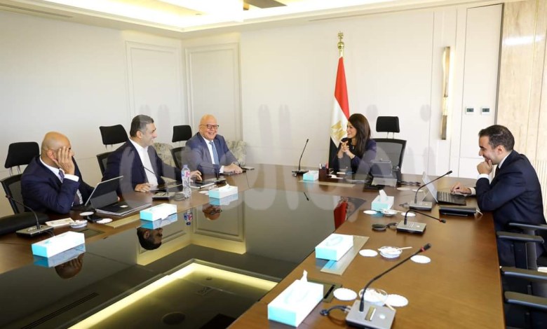 وزيرة التخطيط والتنمية الاقتصادية والتعاون الدولي تبحث جهود تطوير شركة مصر لريادة الأعمال والاستثمار وزيرة التخطيط والتنمية الاقتصادية والتعاون الدولي تبحث جهود تطوير شركة مصر لريادة الأعمال والاستثمار