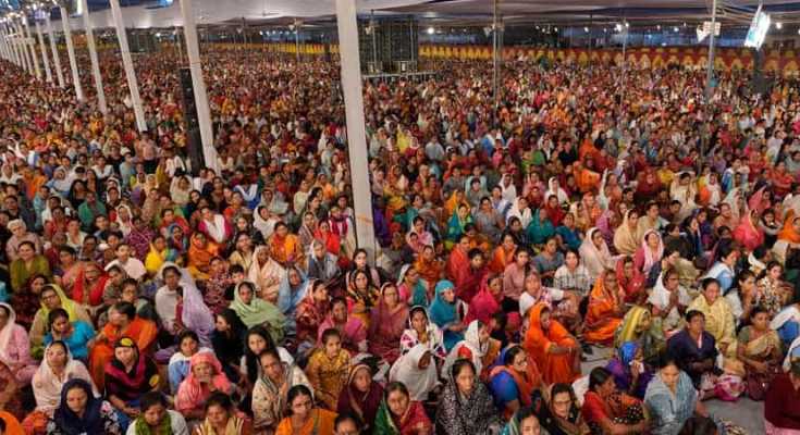 परमात्मा के दर्शन करने से ही होता है भक्ति का आरम्भ: सुदीक्षा महाराज परमात्मा के दर्शन करने से ही होता है भक्ति का आरम्भ: सुदीक्षा महाराज