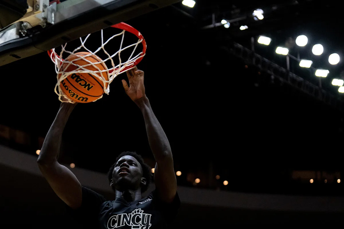 UC Bearcats, Xavier Musketeers talk Skyline Chili Crosstown Shootout UC Bearcats, Xavier Musketeers talk Skyline Chili Crosstown Shootout