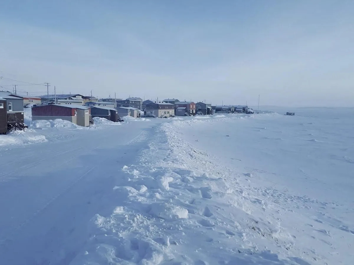 Residents in Puvirnituq, Que., grapple with a double tragedy Residents in Puvirnituq, Que., grapple with a double tragedy