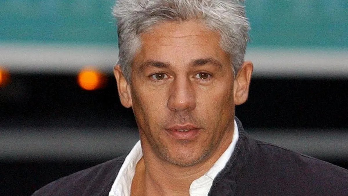 Wayne Lineker says he ‘was close to death twice’ during battle with pneumonia Wayne Lineker says he ‘was close to death twice’ during battle with pneumonia