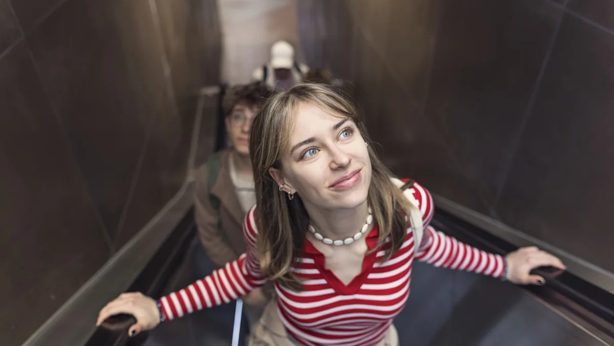 Ignoring This Escalator Etiquette In France Is Bound To Get You Some Irritated Looks Ignoring This Escalator Etiquette In France Is Bound To Get You Some Irritated Looks