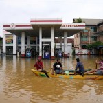 Death toll from floods and mudslides in Sri Lanka rises to 123, with 130 people still missing Death toll from floods and mudslides in Sri Lanka rises to 123, with 130 people still missing