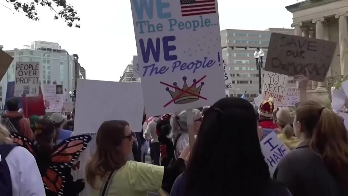 'No Kings' marches begin across Washington DC 'No Kings' marches begin across Washington DC