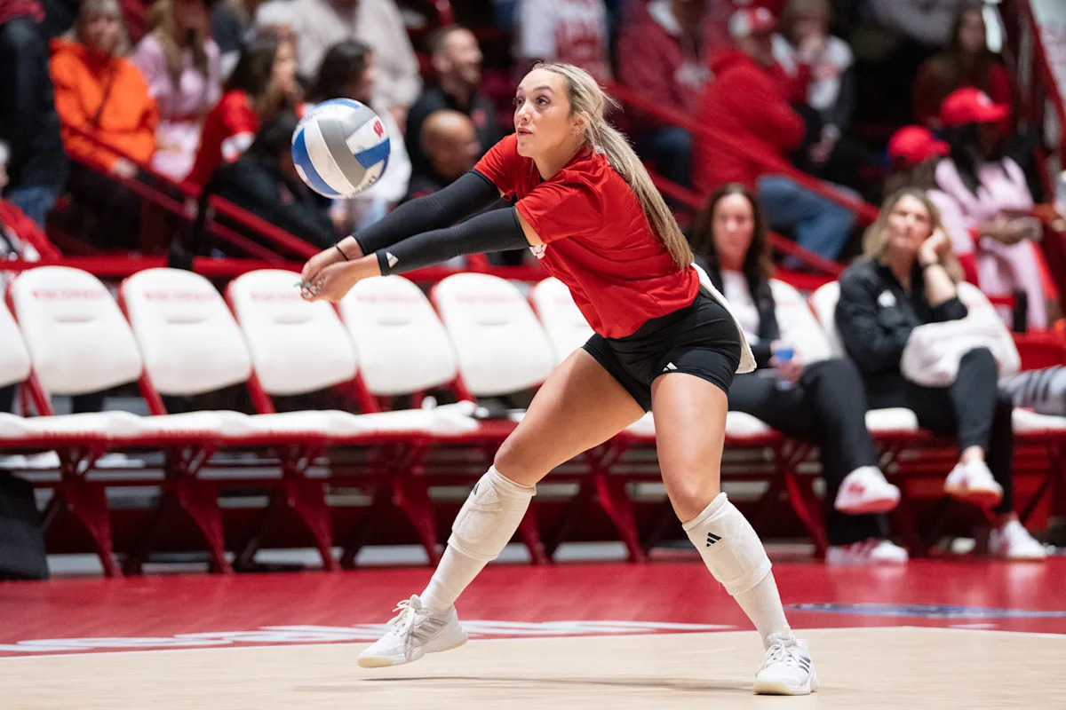 Nebraska Volleyball Overpowers Kansas in Commanding Victory Nebraska Volleyball Overpowers Kansas in Commanding Victory