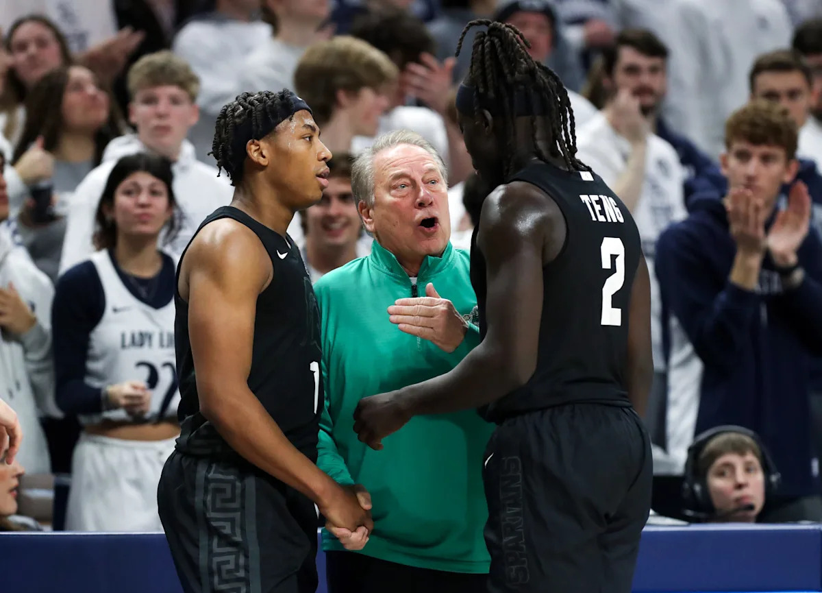 Tom Izzo seeking right mix as Michigan State basketball faces Toledo Tom Izzo seeking right mix as Michigan State basketball faces Toledo